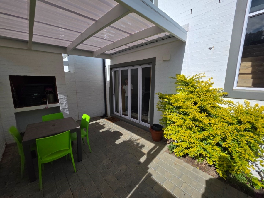 To Let 3 Bedroom Property for Rent in Gevonden Estate Western Cape